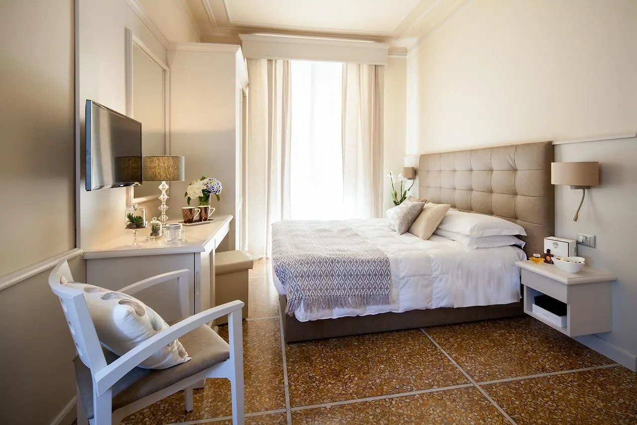 ***  Hotel Mediterraneo Laigueglia Italy