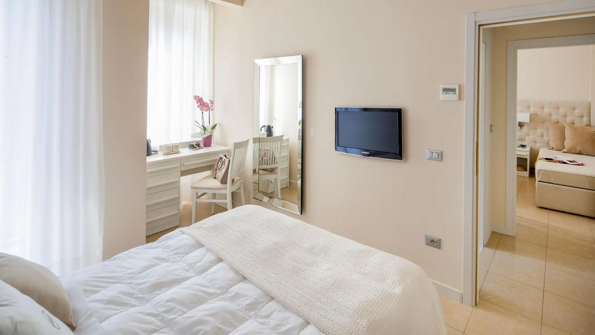 Hotel Mediterraneo Laigueglia 3*,  Italia